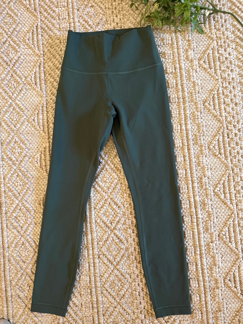 lululemon athletica High-Rise Leggings size 4